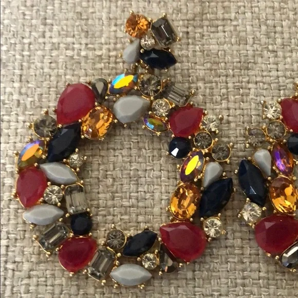 J. Crew Earrings Floral Wreath Gemstones Jewel Dark Peony Red - Picture 6 of 7